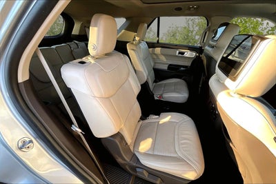 2020 Ford Explorer Platinum