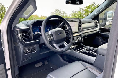 2026 Ford Super Duty F-250 SRW Lariat