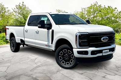 2025 Ford Super Duty F-350 SRW Platinum