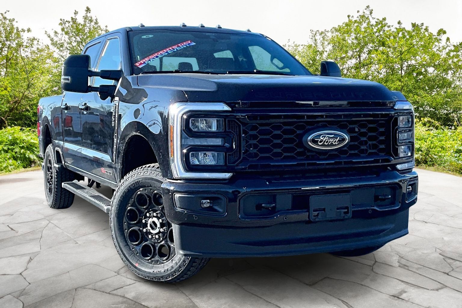 2026 Ford Super Duty F-350 SRW Lariat