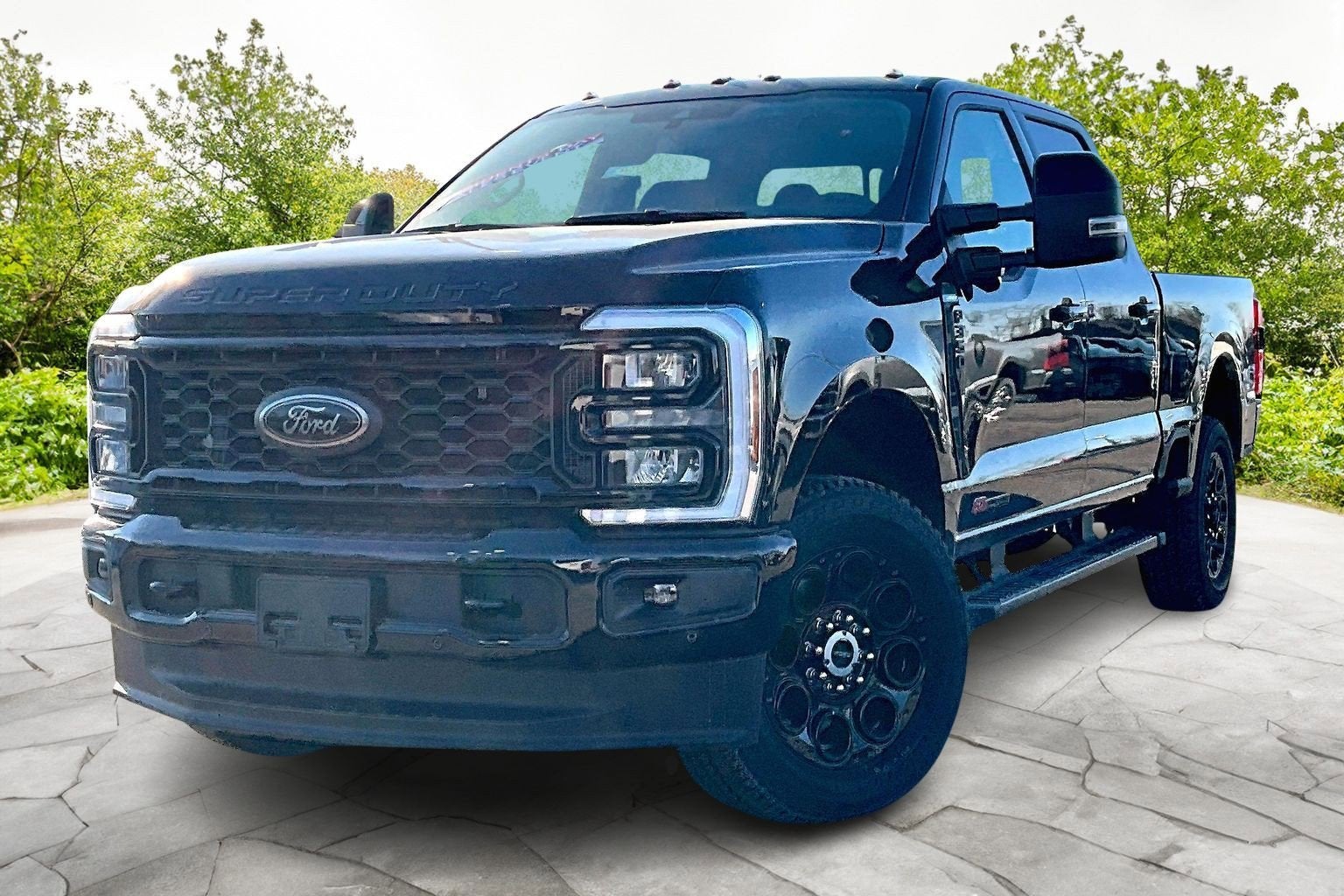 2026 Ford Super Duty F-350 SRW Lariat