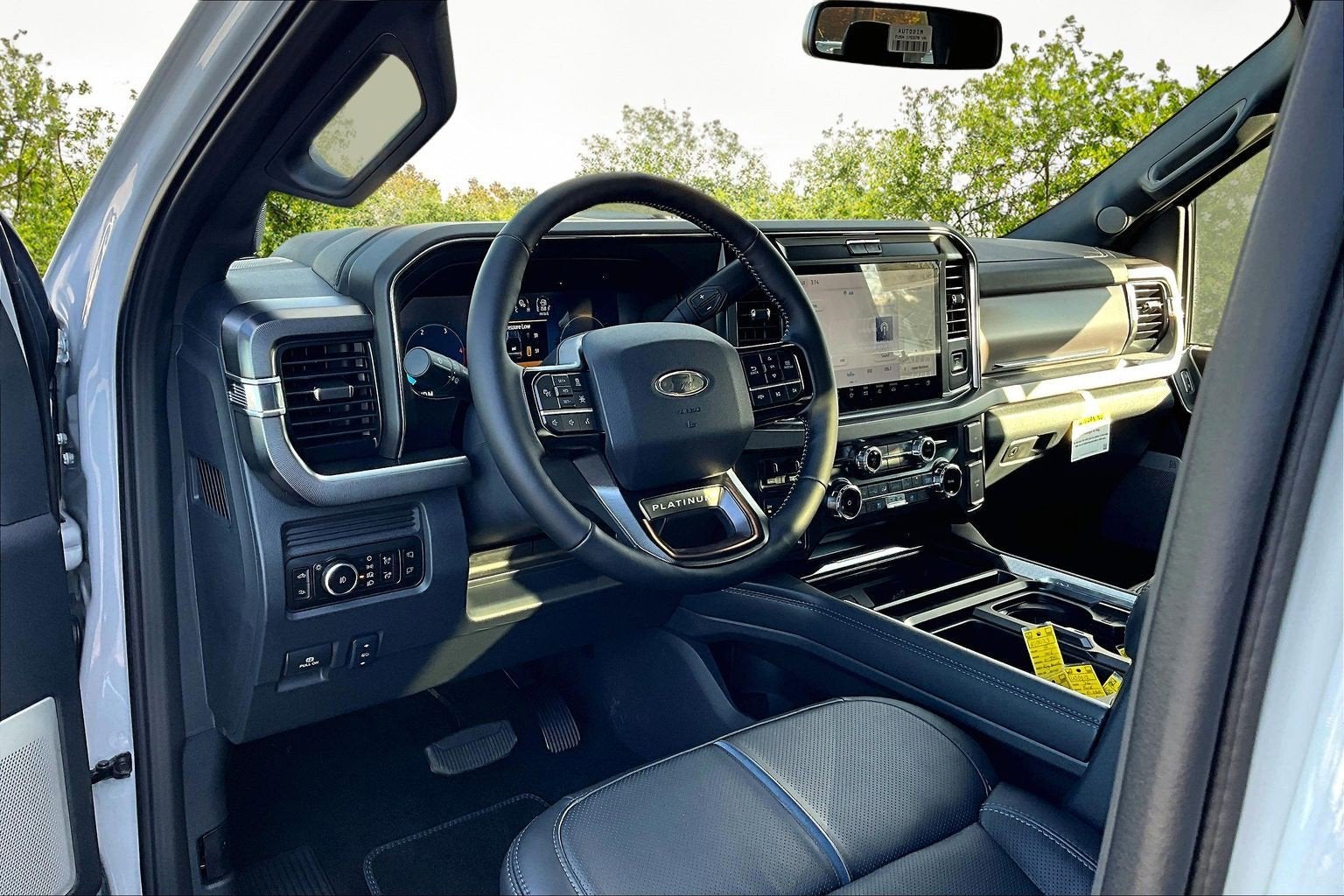 2026 Ford Super Duty F-350 SRW Platinum