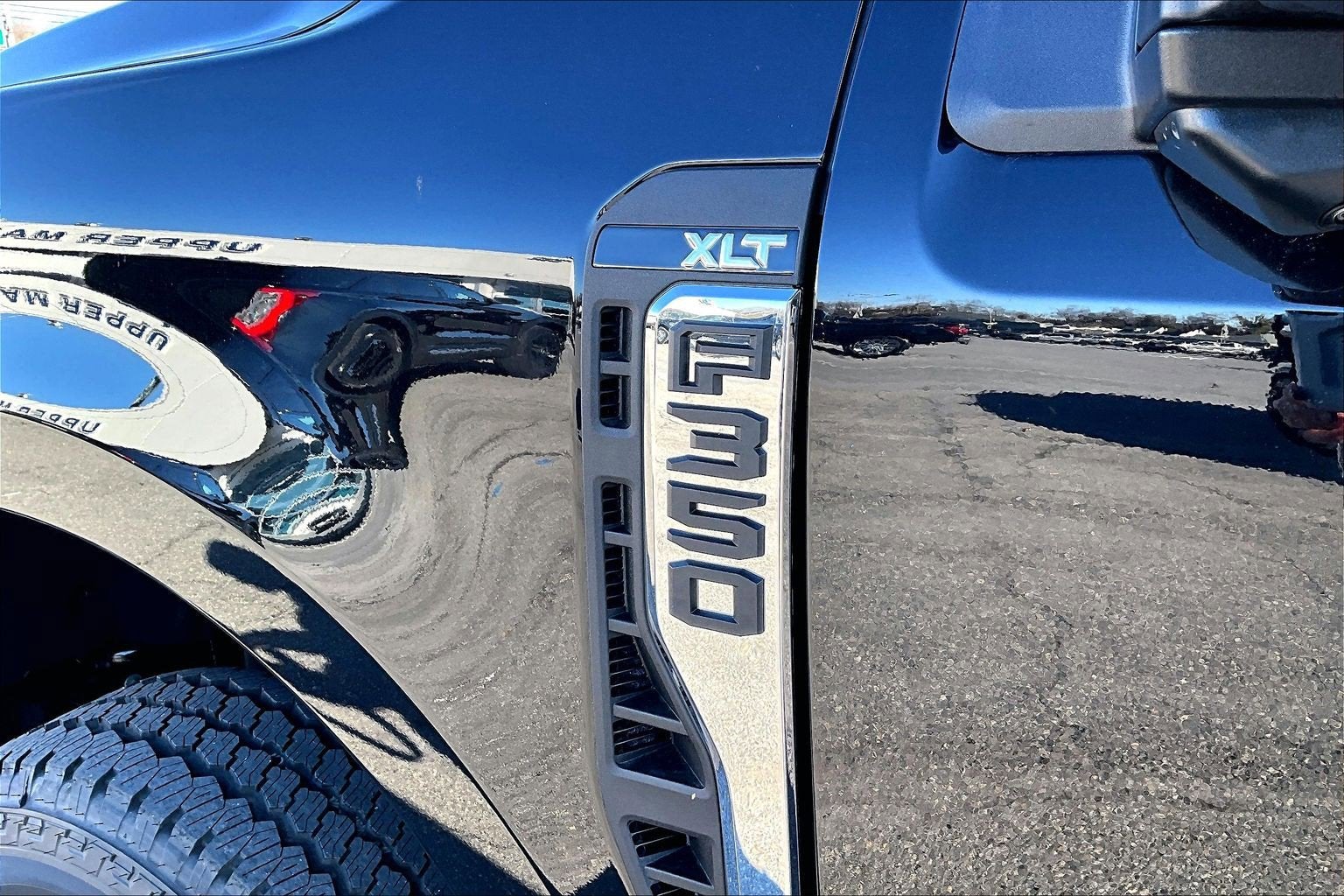 2026 Ford Super Duty F-350 SRW XLT