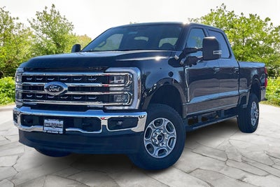 2026 Ford Super Duty F-350 SRW XLT