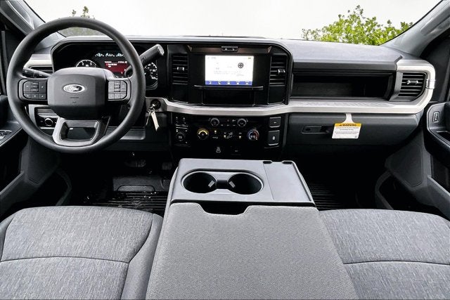 2026 Ford Super Duty F-350 DRW XL