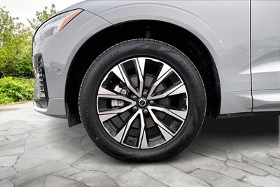 2025 Volvo XC60 Plus