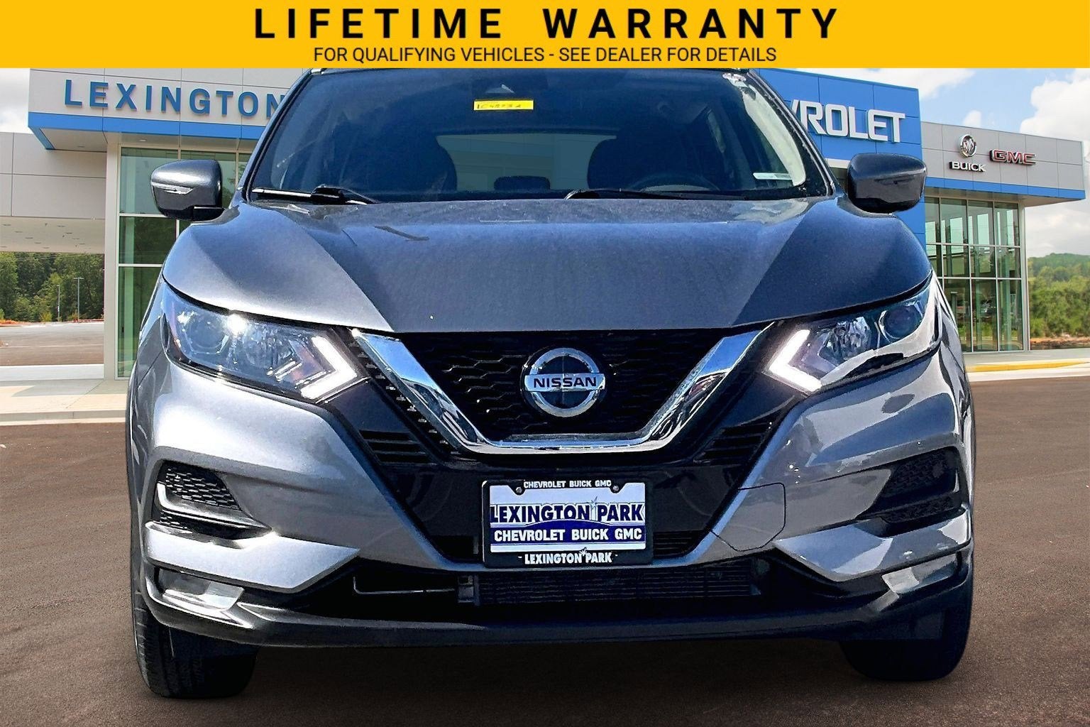 2022 Nissan Rogue Sport SV