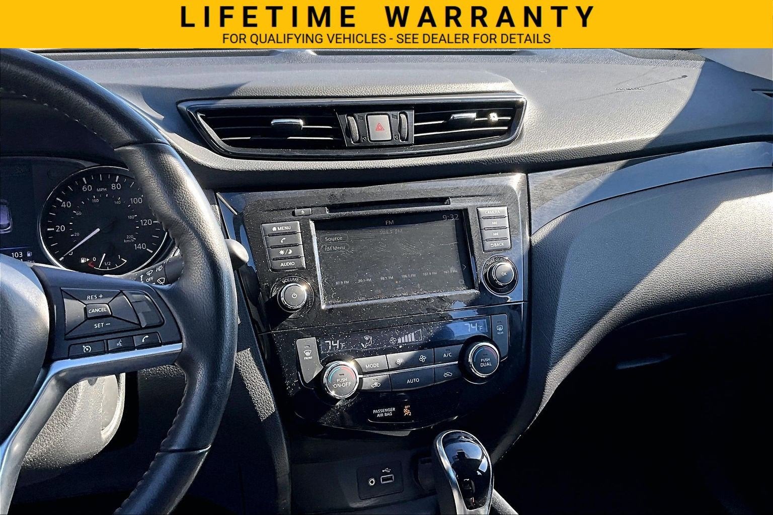 2022 Nissan Rogue Sport SV