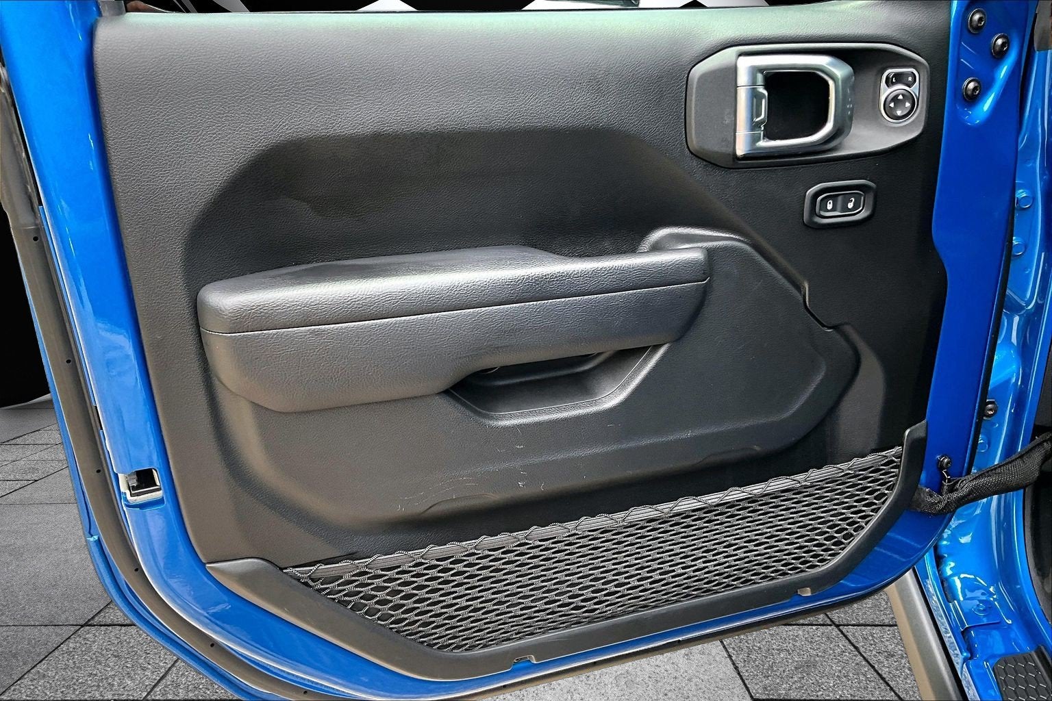 2023 Jeep WRNGLR 4DR Sport