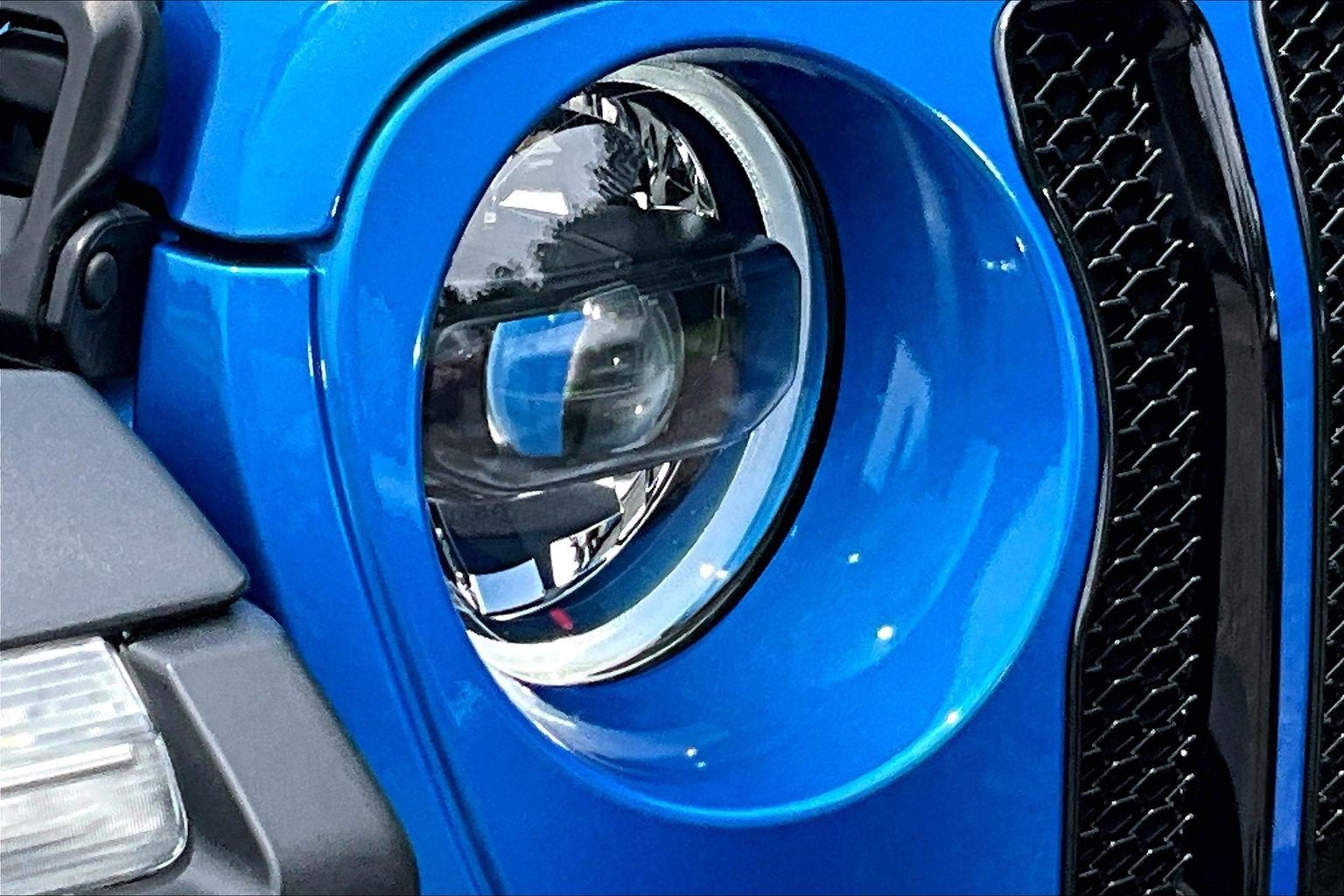 2023 Jeep WRNGLR 4DR Sport