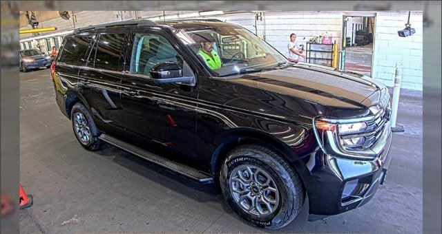 2025 Ford Expedition Active 4WD LUXURY SUV