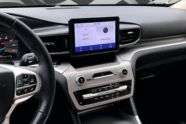 2023 Ford Explorer XLT LUXURY SUV