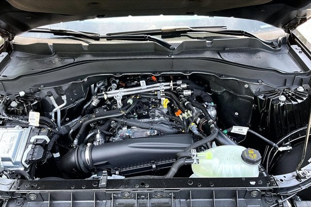 2026 Ford Explorer Active w/100A Pkg
