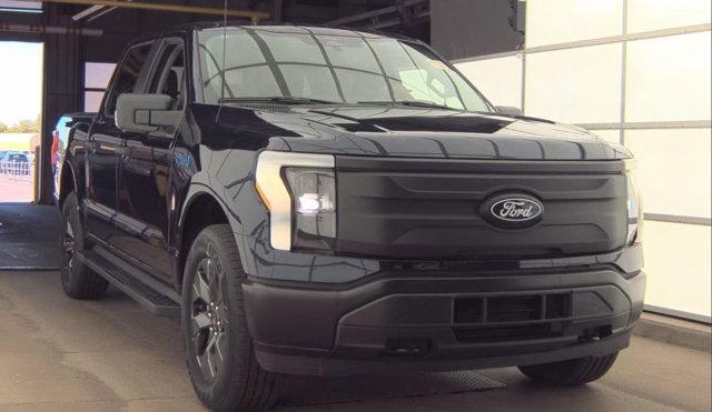 2025 Ford F-150 Lightning Pro