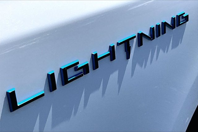 2025 Ford F-150 Lightning Flash