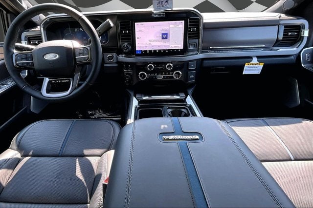 2026 Ford Super Duty F-250 SRW Platinum