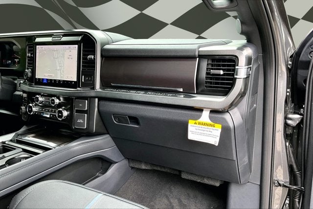 2026 Ford Super Duty F-250 SRW Platinum