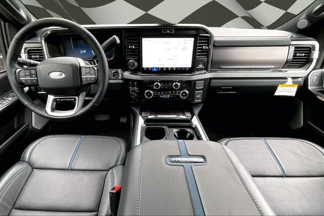 2026 Ford Super Duty F-250 SRW Platinum