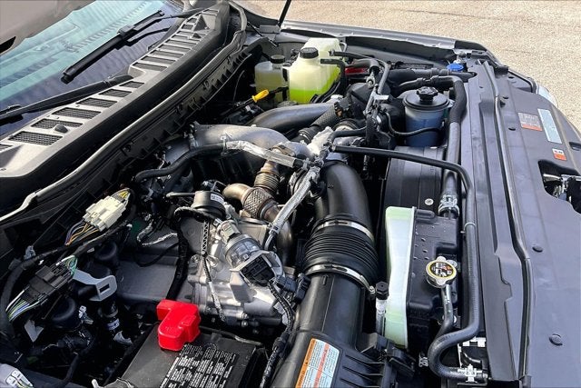 2026 Ford Super Duty F-350 SRW LARIAT