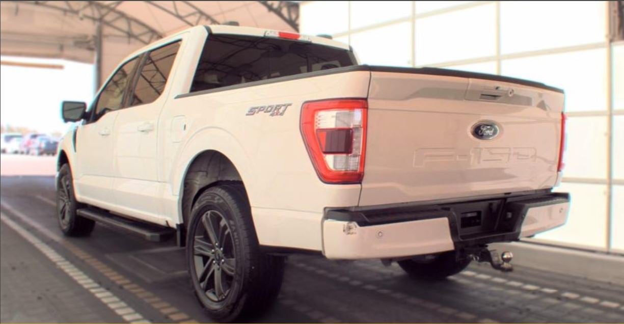 2023 Ford F-150 LARIAT SPORT