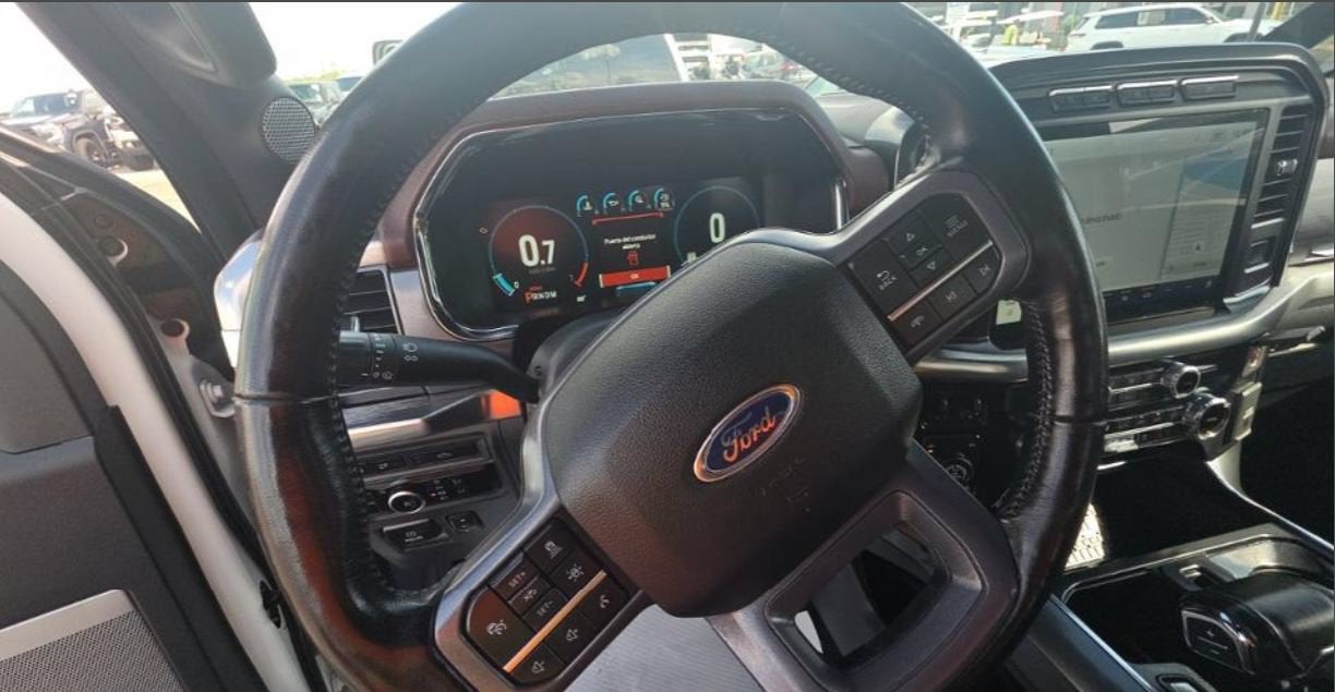 2023 Ford F-150 LARIAT SPORT