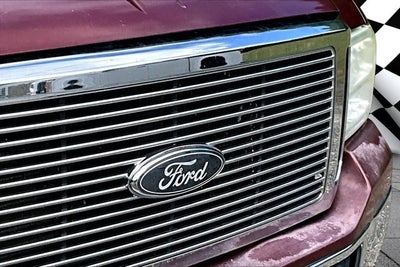 2005 Ford Super Duty F-350 DRW Lariat