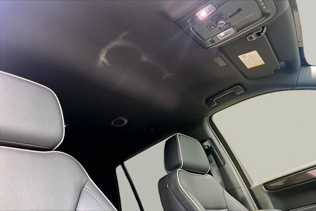 2025 GMC Yukon Elevation