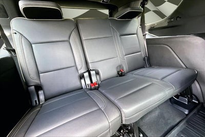 2025 GMC Yukon Elevation