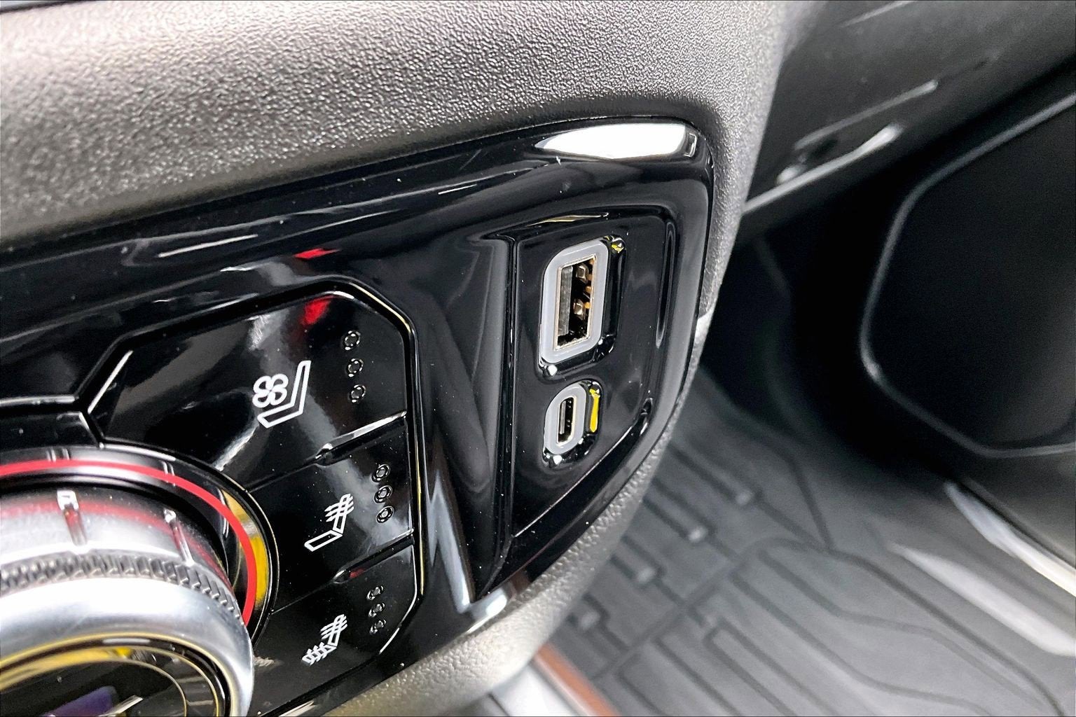 2025 GMC Sierra 3500HD SLT