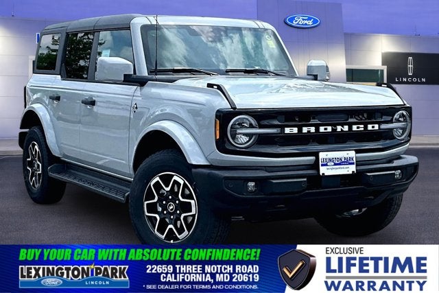2026 Ford Bronco Outer Banks