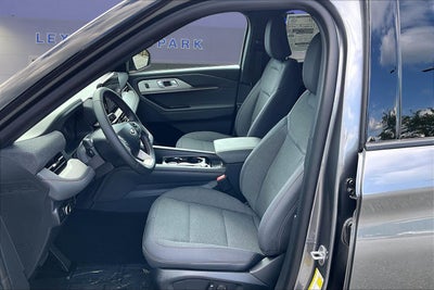 2027 Ford Explorer Active w/200A Pkg