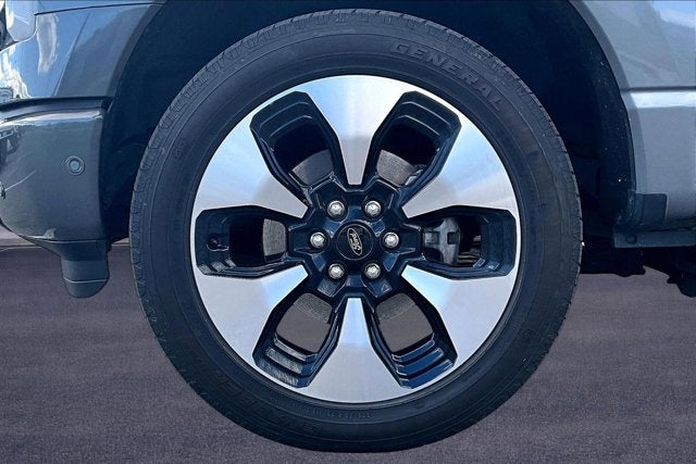 2023 Ford F-150 Lightning Pro