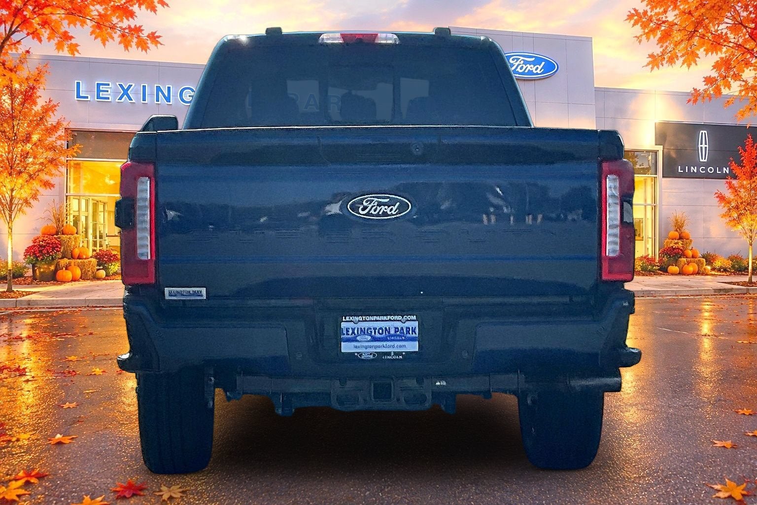 2027 Ford Super Duty F-350 SRW LARIAT