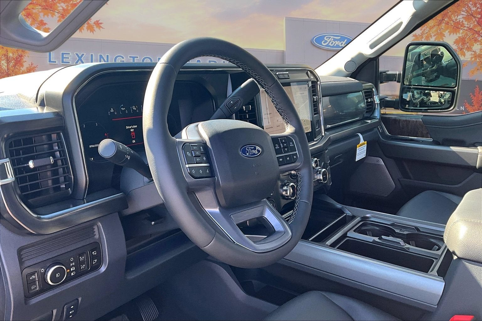 2027 Ford Super Duty F-350 SRW LARIAT