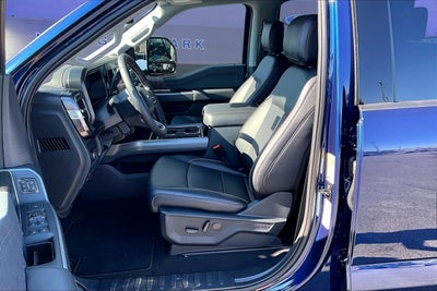 2027 Ford Super Duty F-350 SRW LARIAT