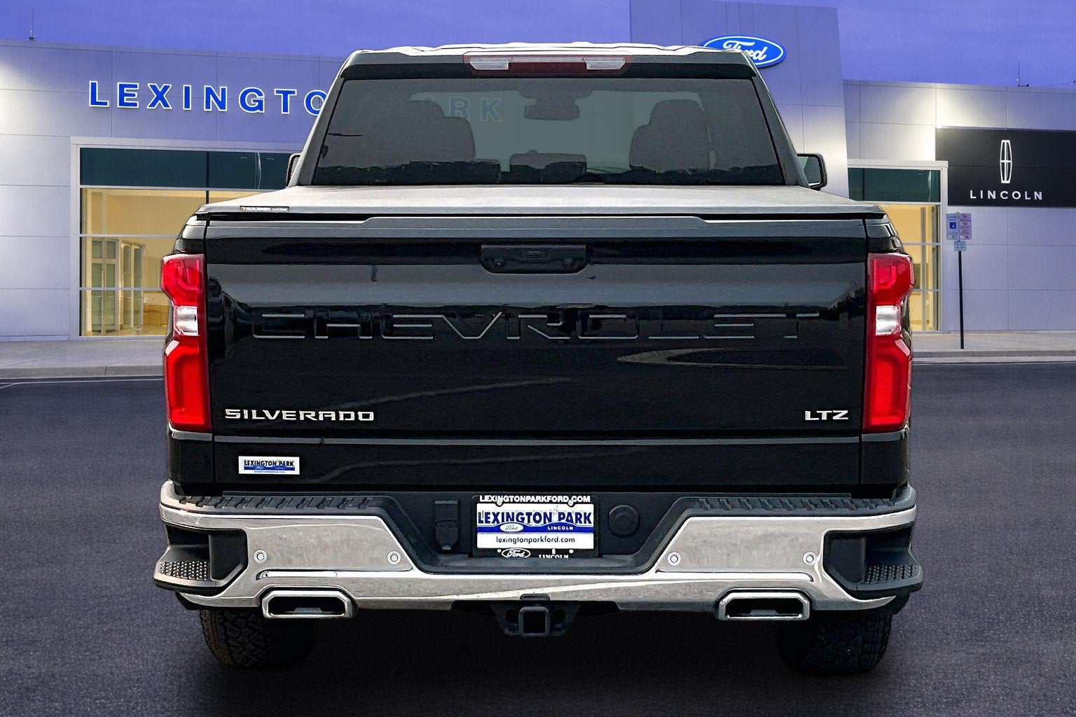 2025 Chevrolet Silverado 1500 LTZ