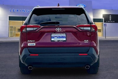2025 Toyota RAV4 XLE
