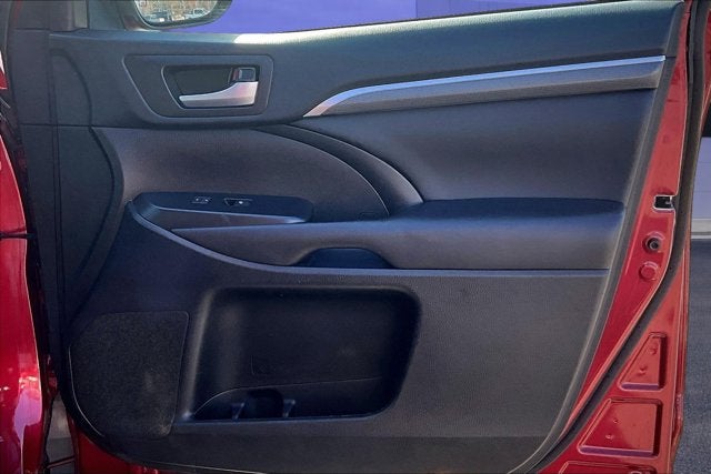 2019 Toyota Highlander Base