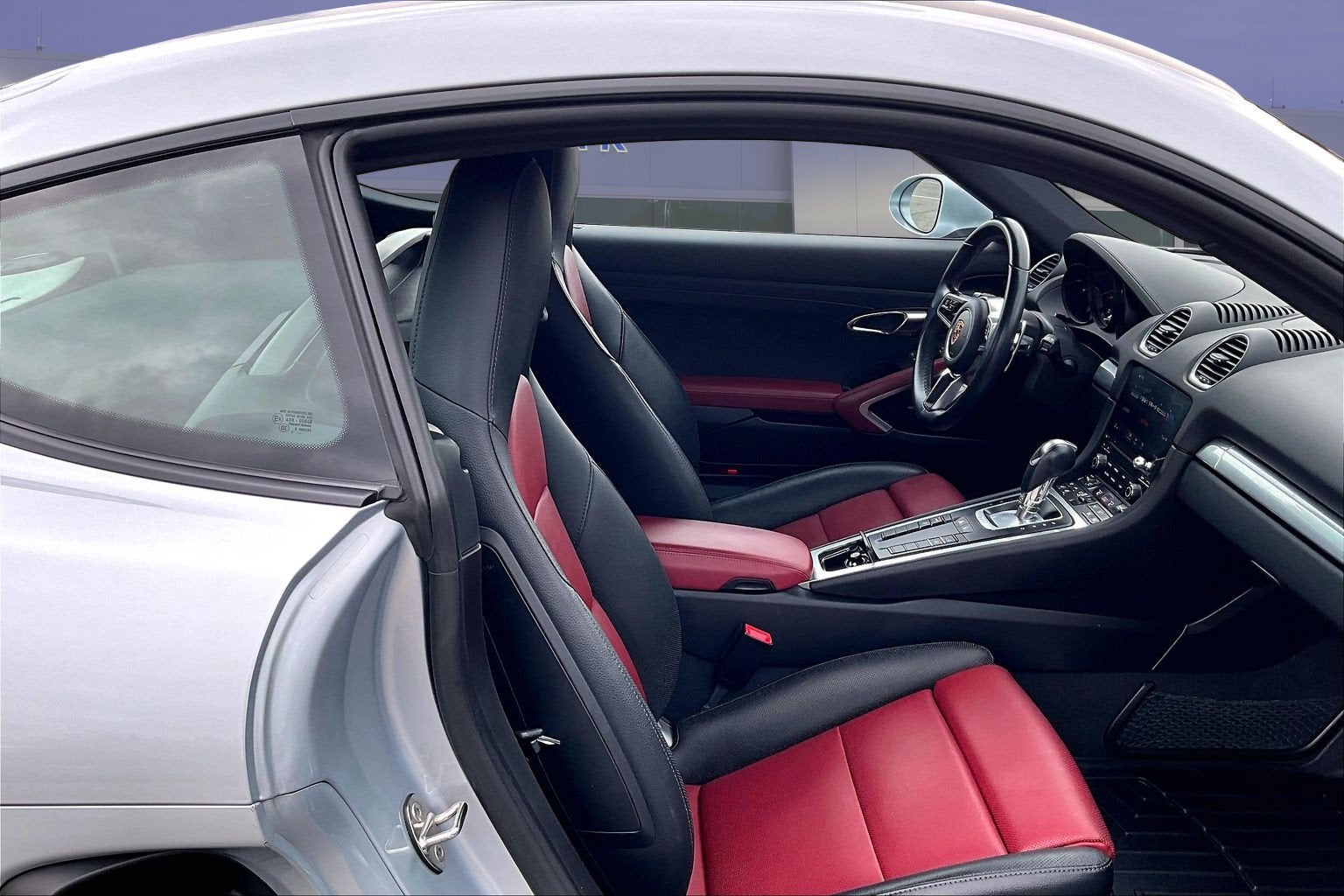 2018 Porsche 718 Cayman Base