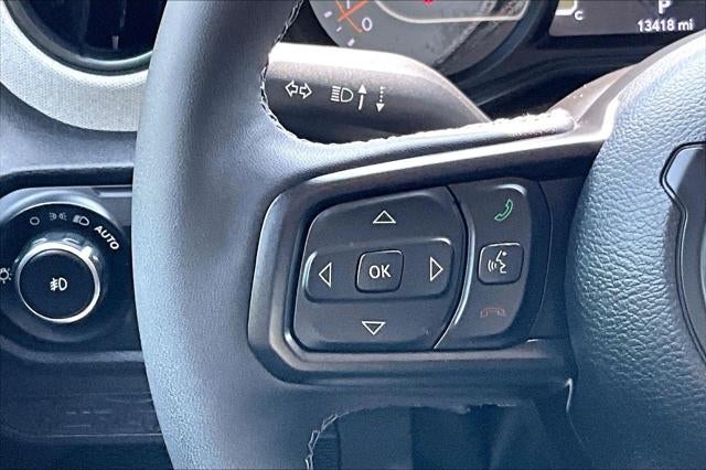 2025 Jeep Wrangler 4-Door Summit 4x4