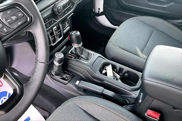 2025 Jeep Wrangler 4-Door Summit 4x4