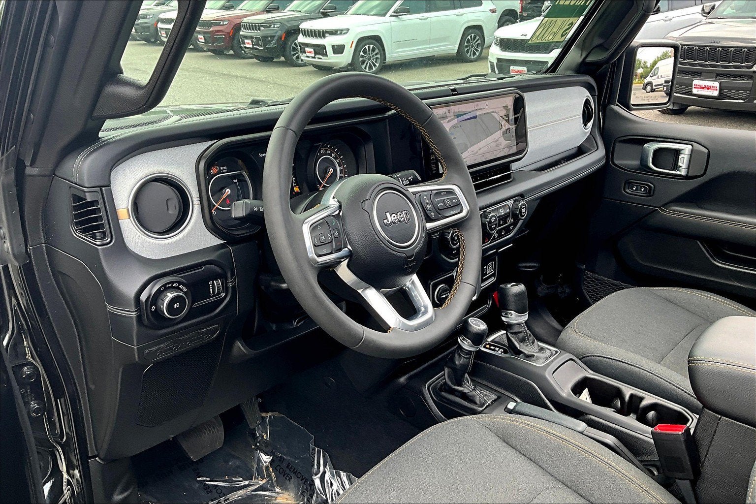 2024 Jeep Wrangler 4-Door Sahara 4x4