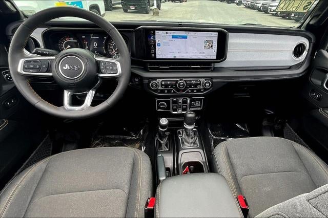 2024 Jeep Wrangler 4-Door Sahara 4x4