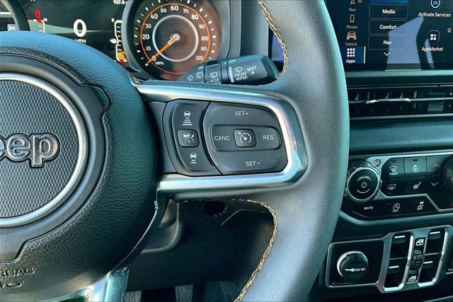 2025 Jeep Wrangler 4-Door Sahara 4x4