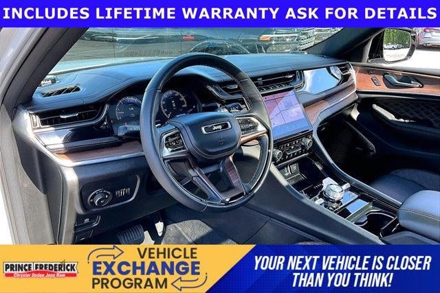 2025 Jeep Grand Cherokee Summit 4x4