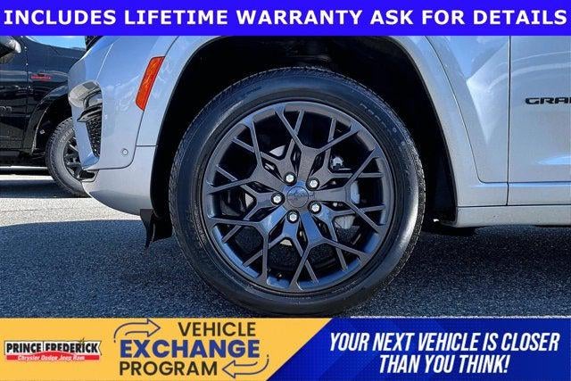 2025 Jeep Grand Cherokee Summit 4x4