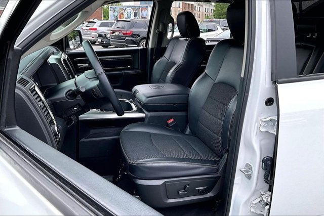 2018 RAM 1500 Night Crew Cab 4x4 5'7' Box