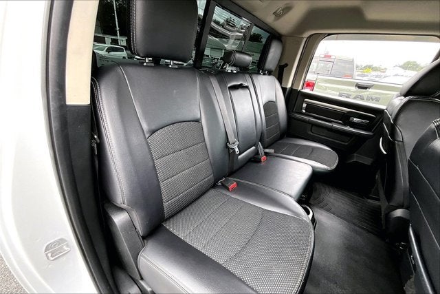 2018 RAM 1500 Night Crew Cab 4x4 5'7' Box