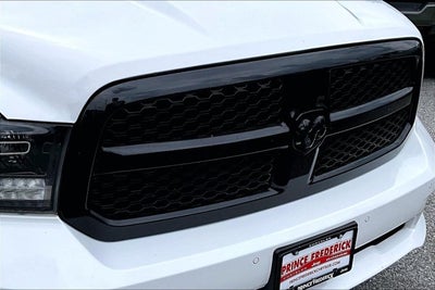 2018 RAM 1500 Night Crew Cab 4x4 5'7' Box