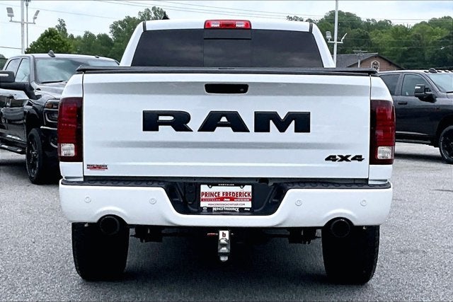 2018 RAM 1500 Night Crew Cab 4x4 5'7' Box